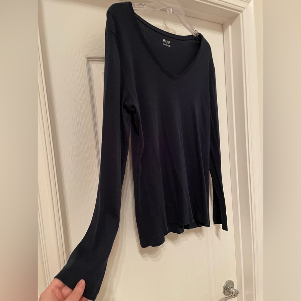 ANA a.n.a. long sleeve v neck tee top size Large- dark navy - Picture 3 of 5